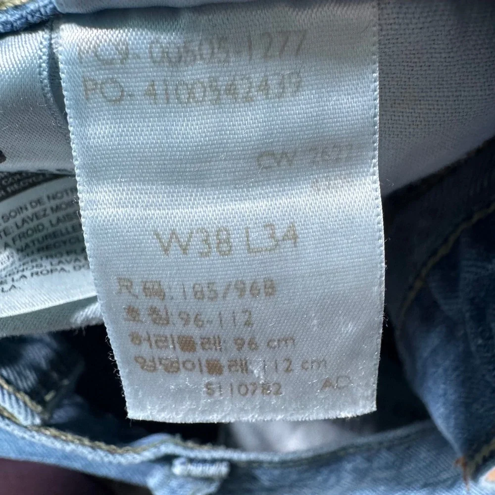 Levi's 505 Regular Fit Jeans Mens 38x34 Blue Medium Wash Straight Leg Denim